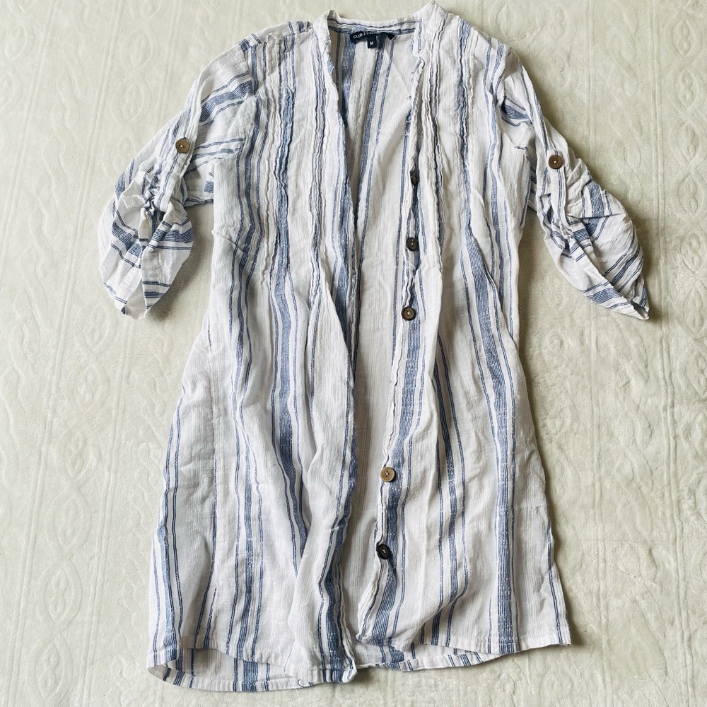 Club Z Collection Beach Women’s Cover-up White w/ Blue Stripes Medium